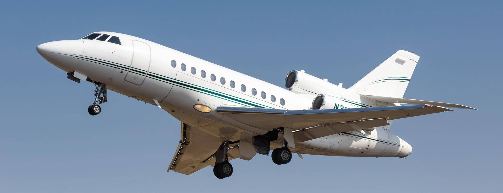Falcon 900LX heavy jet charter, Dassault Falcon 900LX private aviation Fly Tango Jets