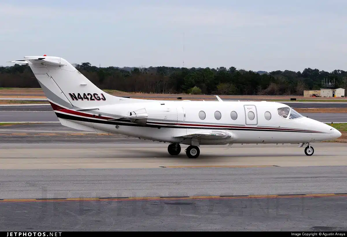 Beechjet 400 light jet charter, Beechcraft private aviation Fly Tango Jets