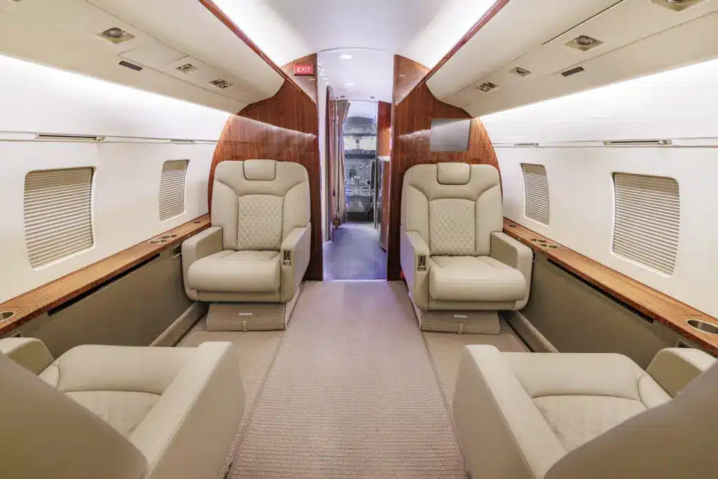 Challenger 601 Interior