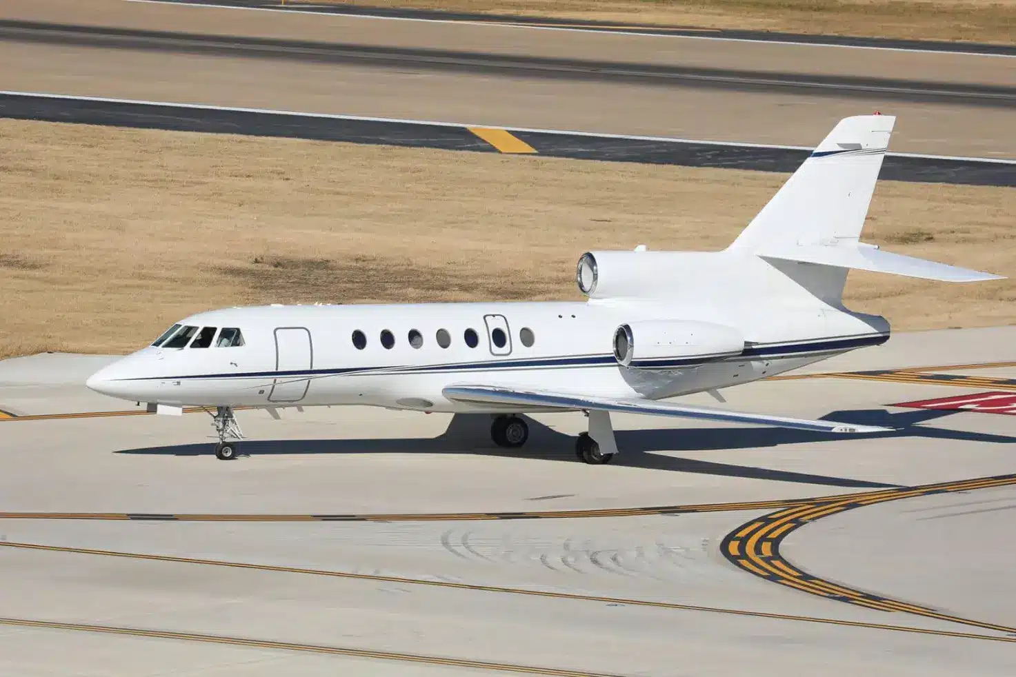 Falcon 50 super midsize jet charter, Dassault Falcon 50 private aviation Fly Tango Jets