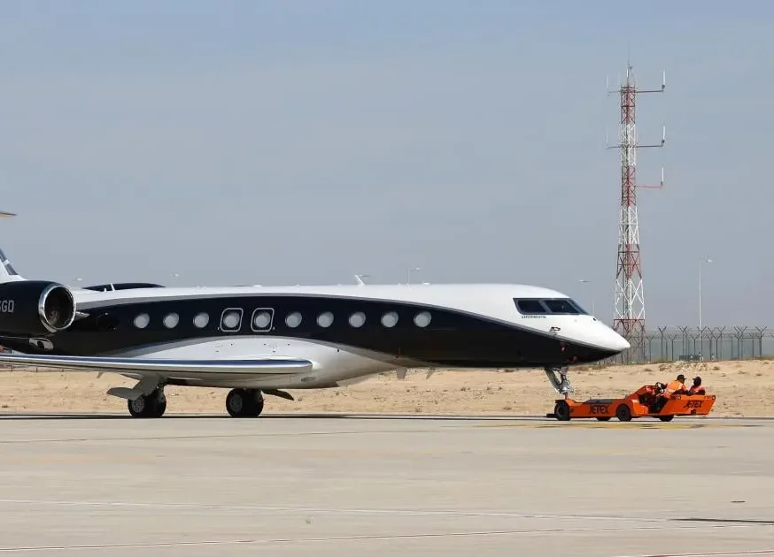 Gulfstream G700 ultra long range jet exterior, Fly Tango Jets private charter
