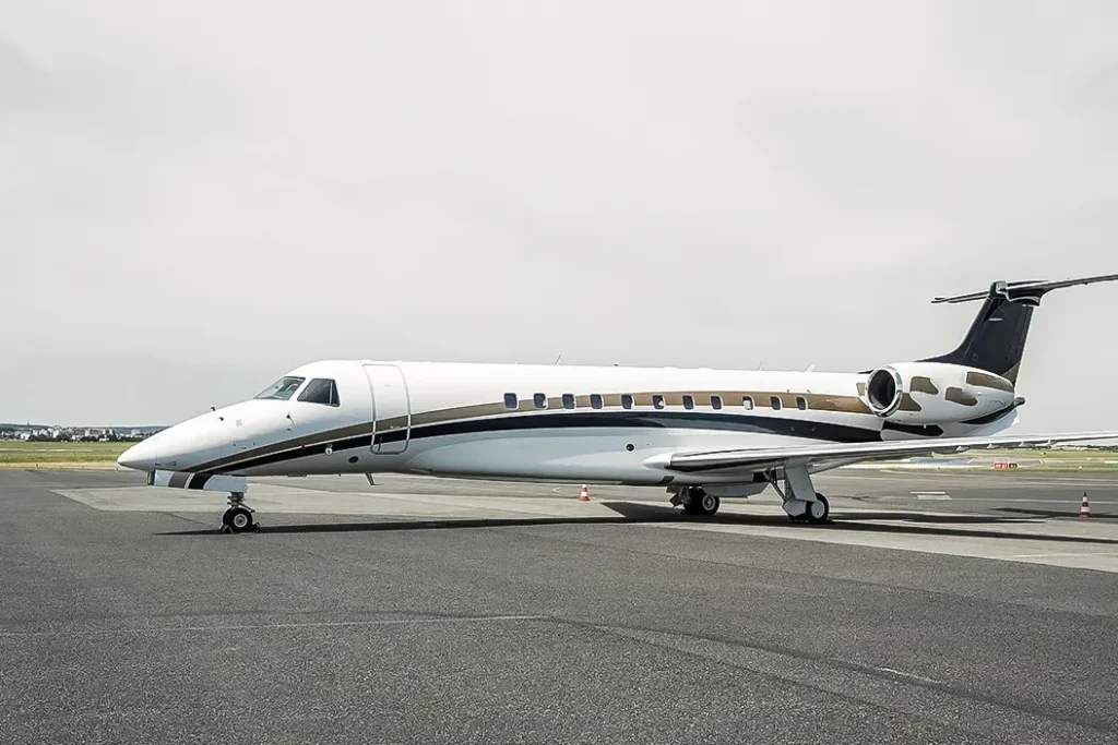 Legacy 600 heavy jet charter, Embraer Legacy 600 private aviation Fly Tango Jets