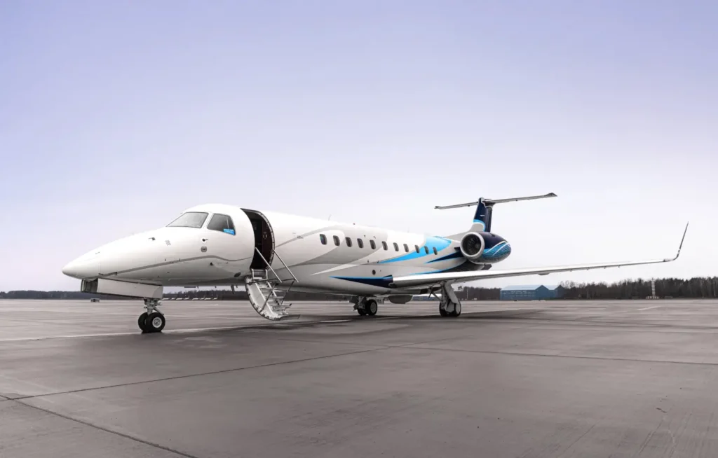 Legacy 650 heavy jet charter, Embraer Legacy 650 private aviation Fly Tango Jets