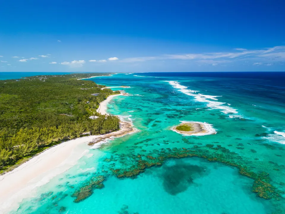 Eleuthera pink sand beach Bahamas, Fly Tango Jets private charter destination